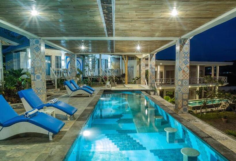 בית מלון כפרי Nusa View   Hakuna Matata