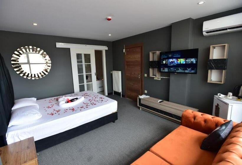 호텔 Ottoman Suit Apartment &