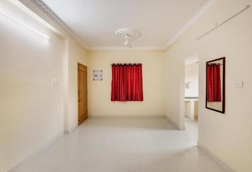 هتل Oyo Flagship K V R Residency   Elite