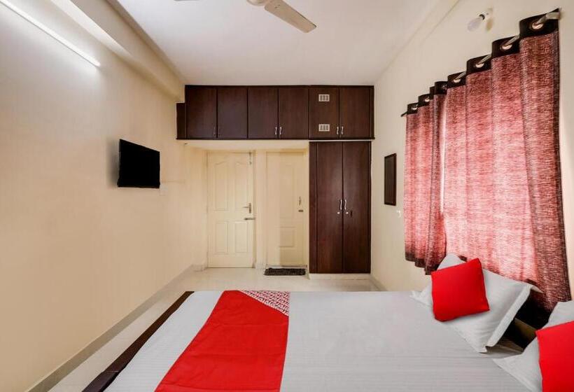 هتل Oyo Flagship K V R Residency   Elite