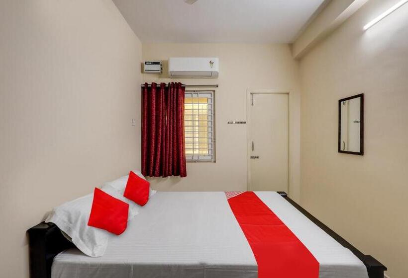 هتل Oyo Flagship K V R Residency   Elite