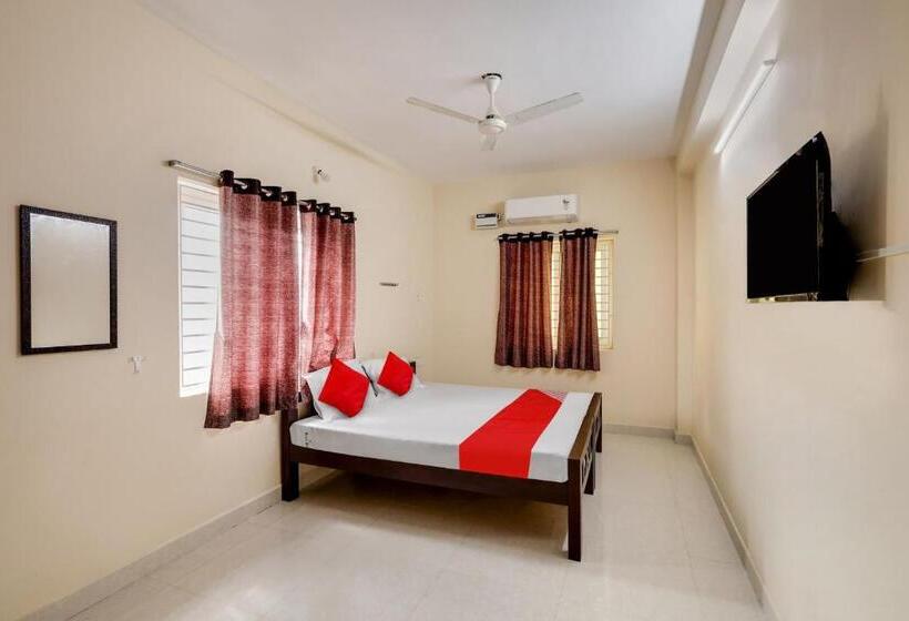 هتل Oyo Flagship K V R Residency   Elite