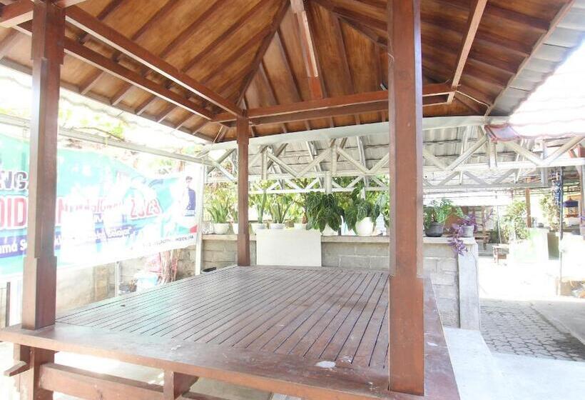 בית מלון כפרי Oyo Life 93125 Kos Bale Lumbung Syariah