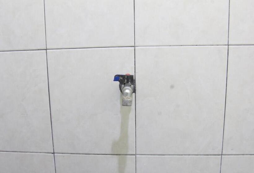 فندق Oyo Life 93157 Kos Kaloka