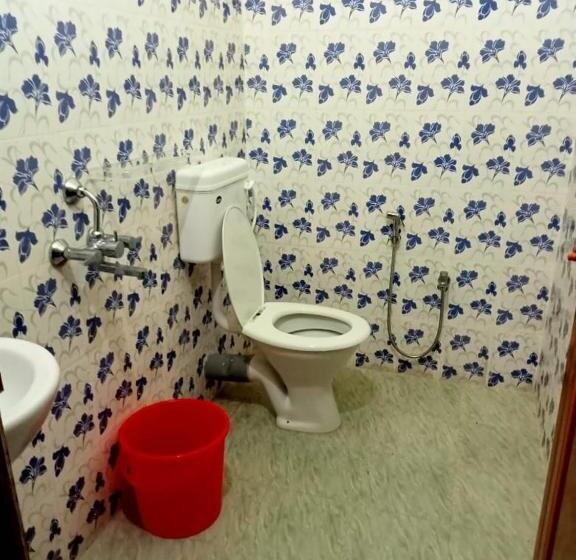 ホテル Oyo Rain Guest House