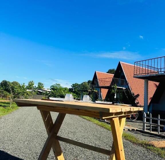 酒店 Pahana Village