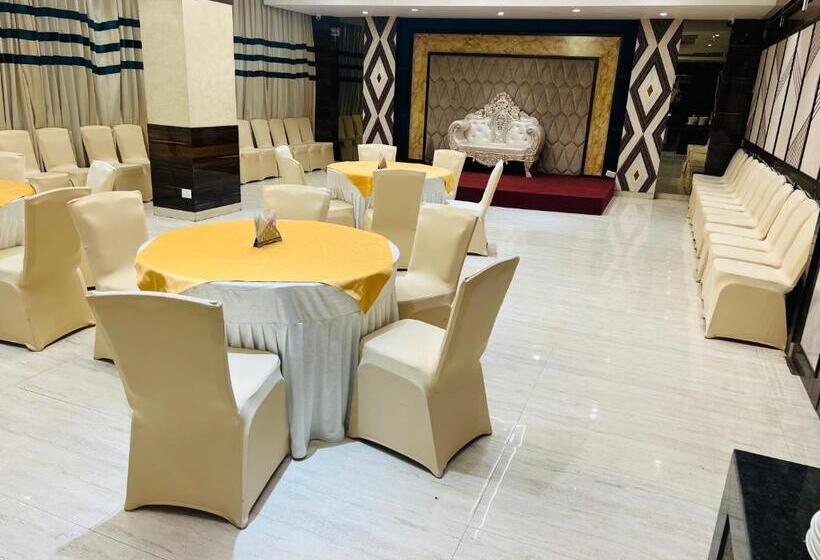 酒店 Roop Highlights