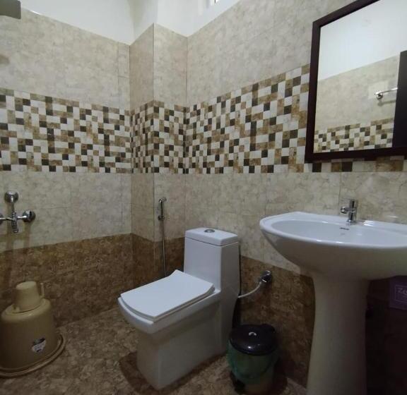 酒店 Shiviksha Inn, Ooty