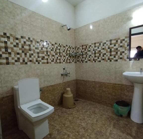 酒店 Shiviksha Inn, Ooty