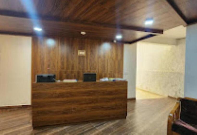 酒店 Shiviksha Inn, Ooty