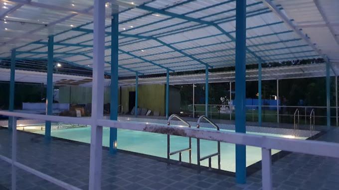 فندق Splash Resort