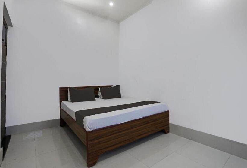 فندق Spot On Royal Stay Residency