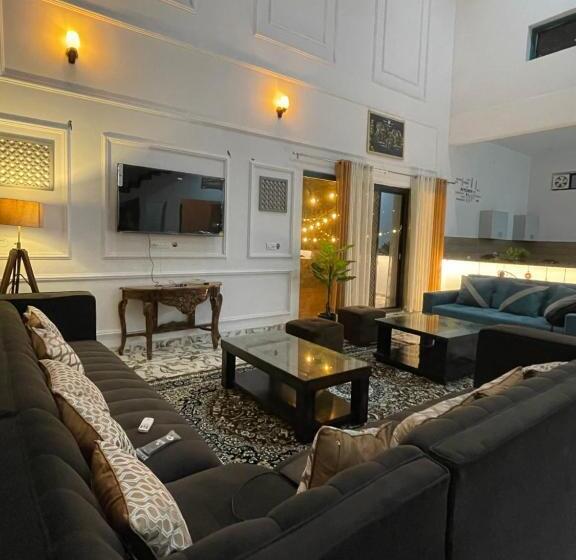 فندق Srivan Homestay