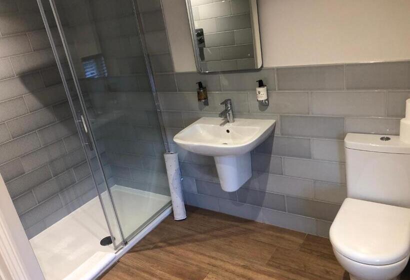 Отель The Fox Hall Inn