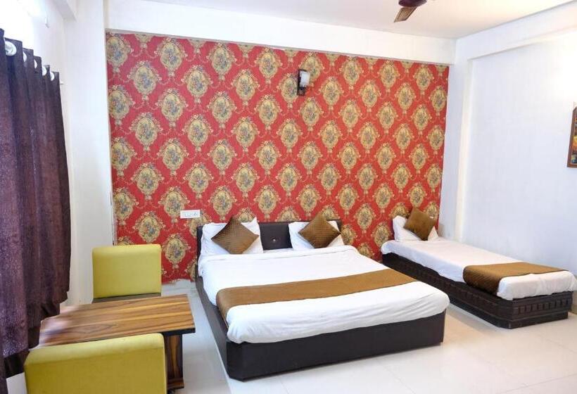 호텔 The Jordan Palace