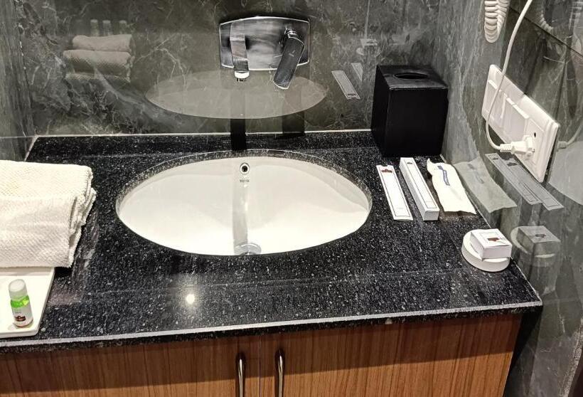 בית מלון כפרי The Prince Highway