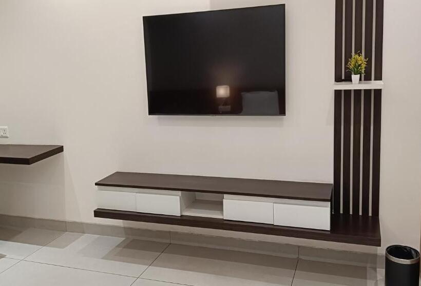 בית מלון כפרי The Prince Highway