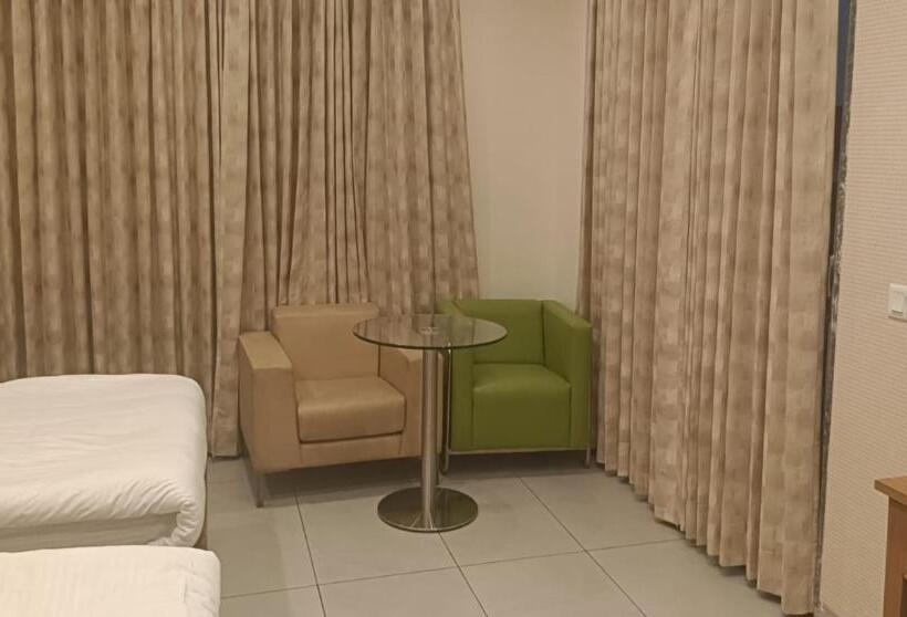 فندق The Prince Highway