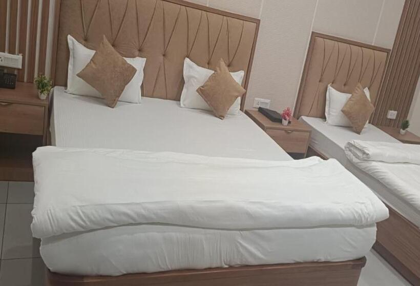 בית מלון כפרי The Prince Highway