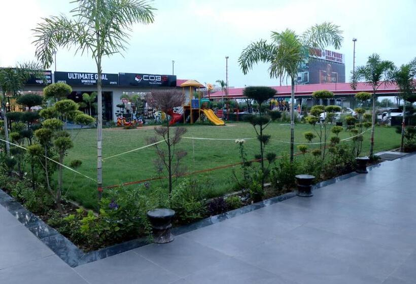 בית מלון כפרי The Prince Highway