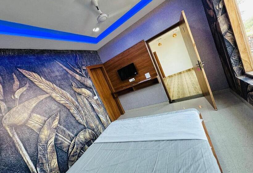 Отель The Punjab King    Modern Dhaba, Bar, Suites    Special For Families, Couples, Corporate, Group Trav