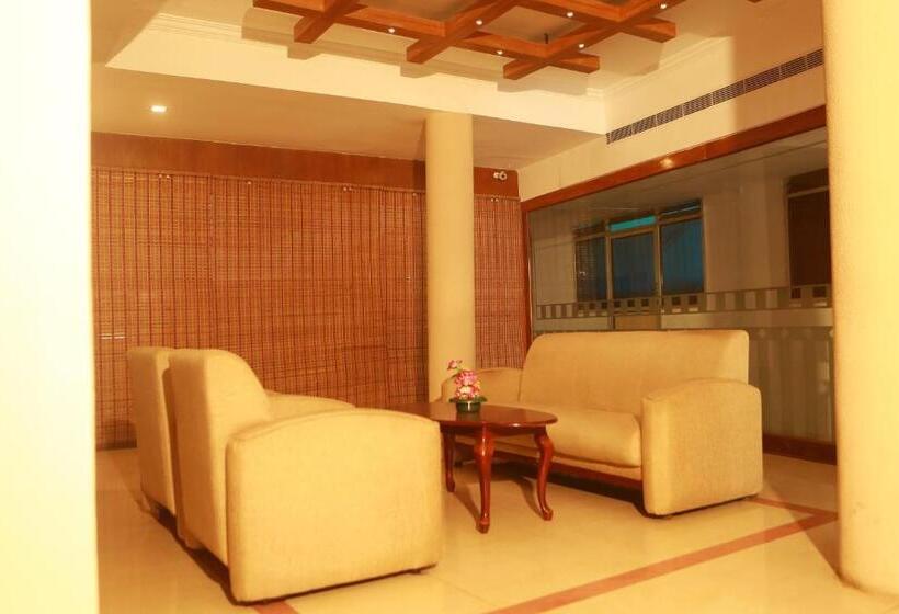 בית מלון כפרי The Vijaya Palace