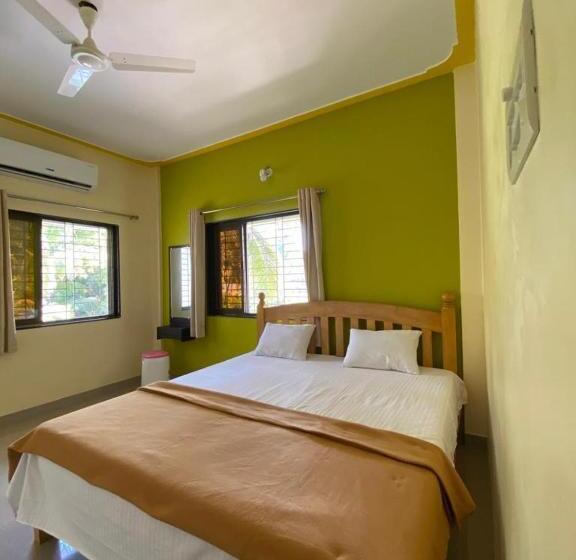 Hotel Uttara Residency Malvan