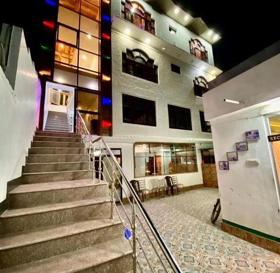 酒店 White Villa By Hameed