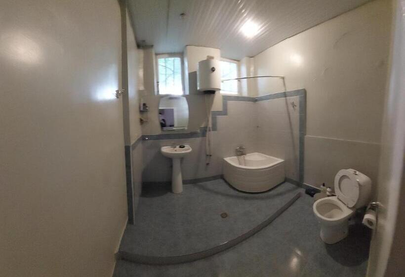 هتل Your House In Adigeni