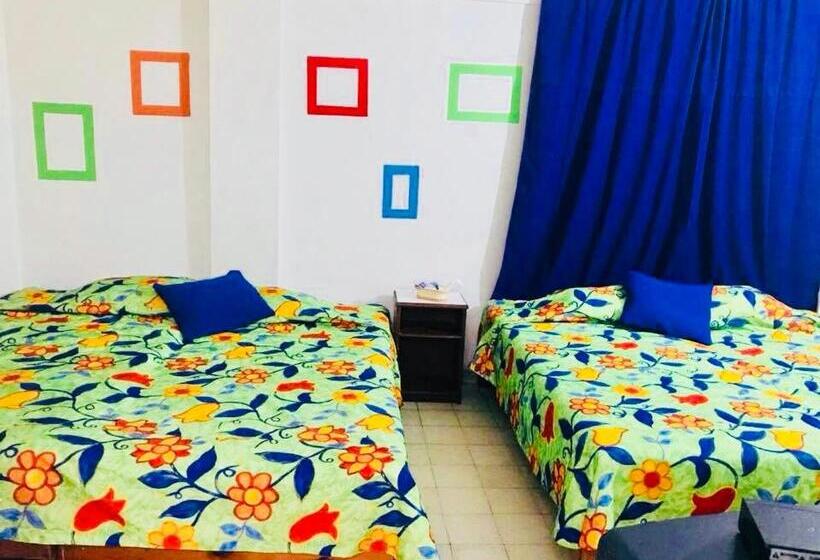 فندق Zócalo Abuelos