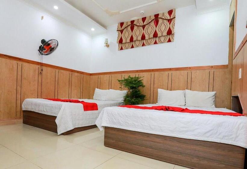 Lux Hotel Villa Hồ Bơi