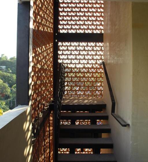 Maramara More To Live