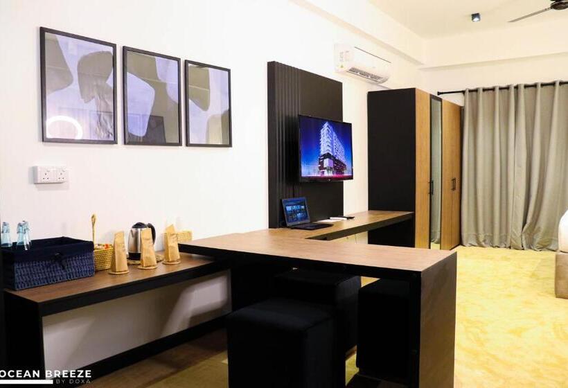 Ocean Breeze By Doxa