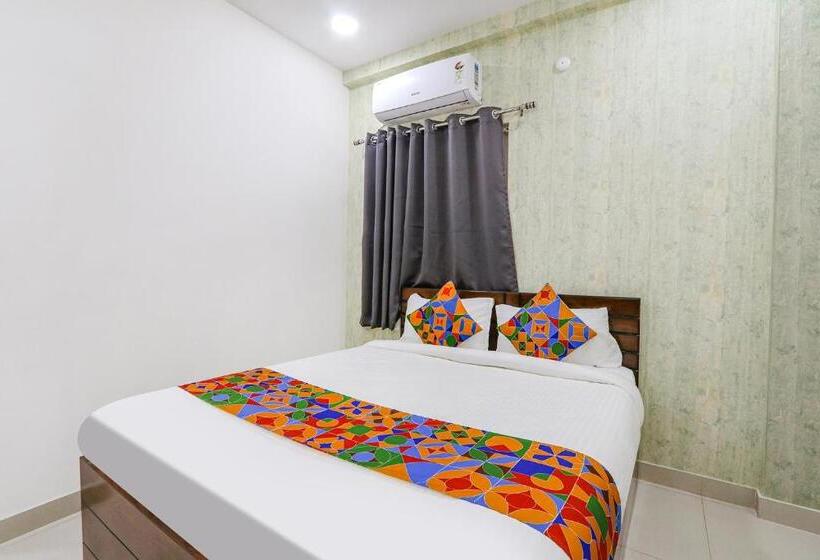 Fabhotel Dream Connect