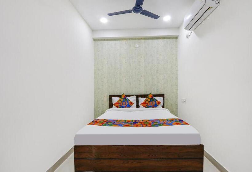 Fabhotel Dream Connect