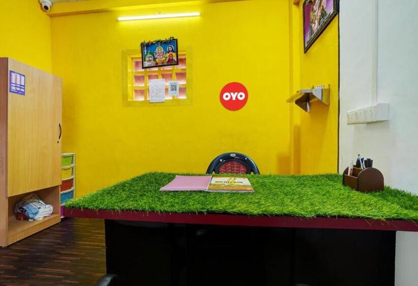 Отель O I Stayz