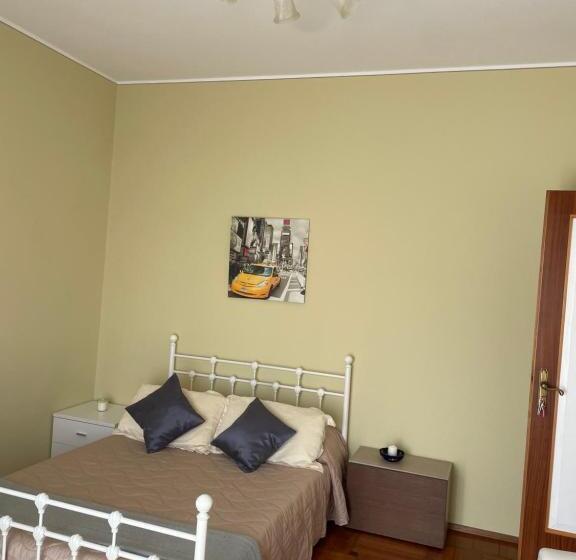 膳宿费 Affittacamere La Cricova Di Iulia