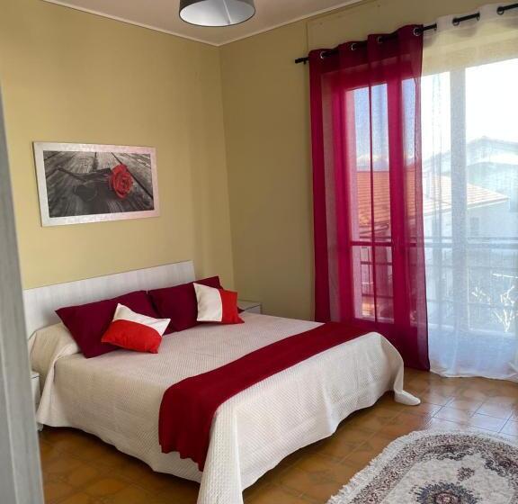 膳宿费 Affittacamere La Cricova Di Iulia