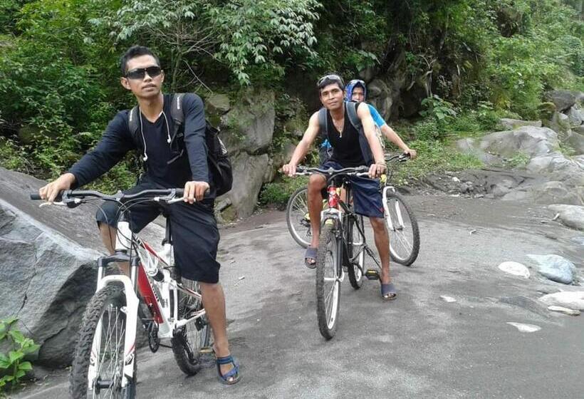 פנסיון Bengker Bungalow