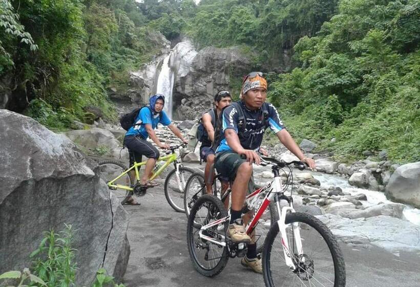 פנסיון Bengker Bungalow