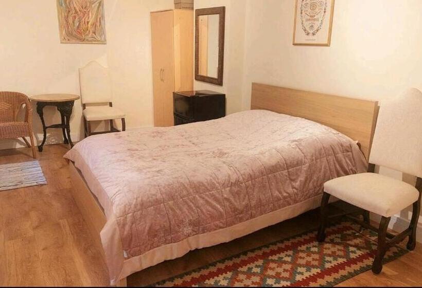 ペンション Big Tidy Size With Own Toilet