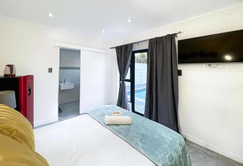 ペンション Boston House