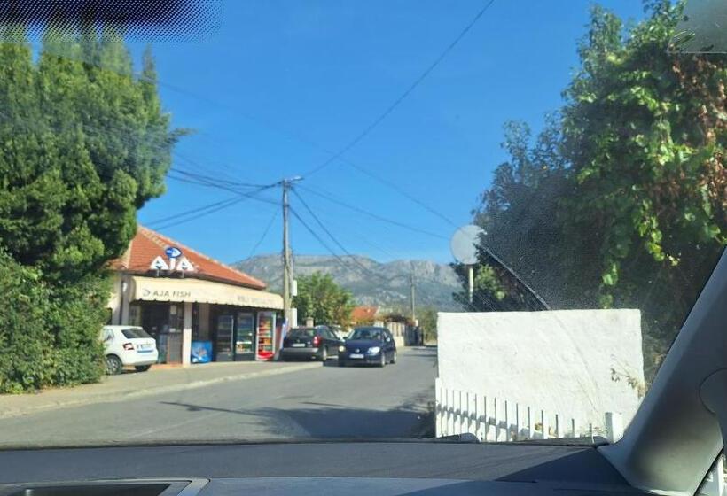 پانسیون Capital Rooms