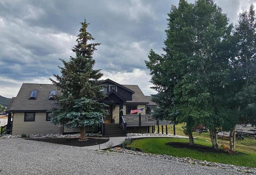 بنسيون Cozy Cove Suite