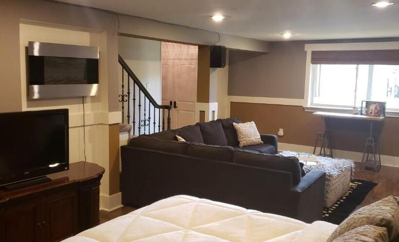 بنسيون Cozy Cove Suite