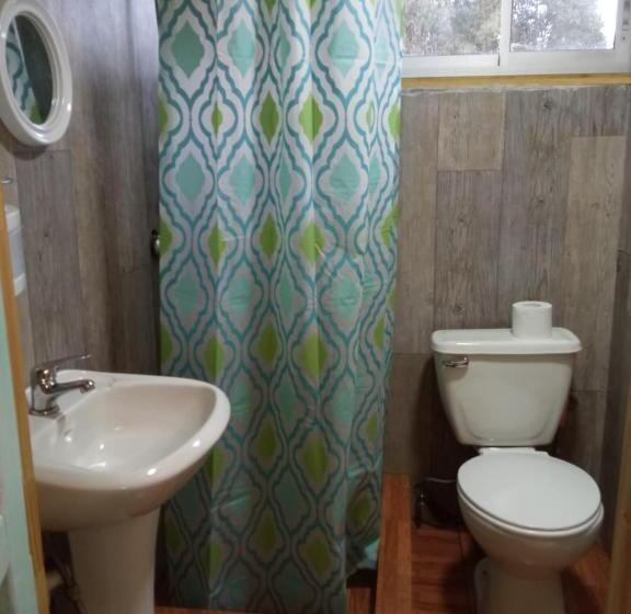 بنسيون Familiar Hostal