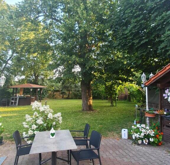 بنسيون Gasthaus Kelly