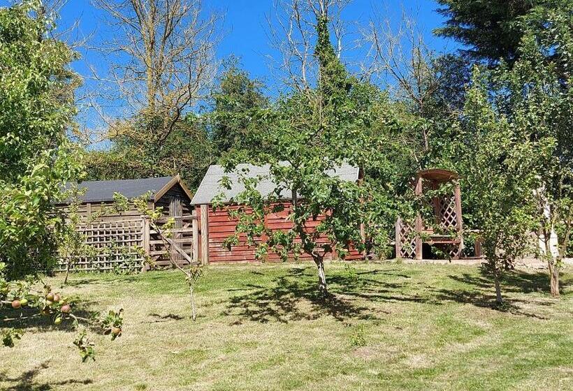 بنسيون Hot Tub Hideaway