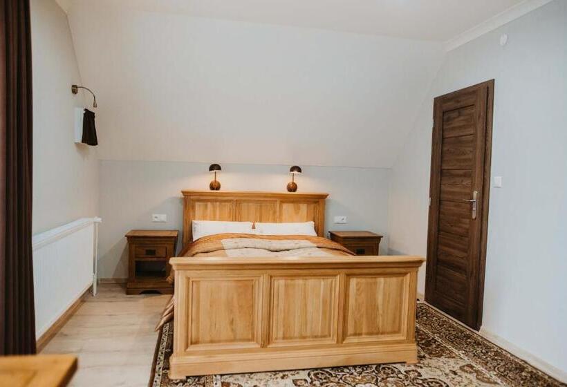 膳宿费 Hrochotský Mlyn