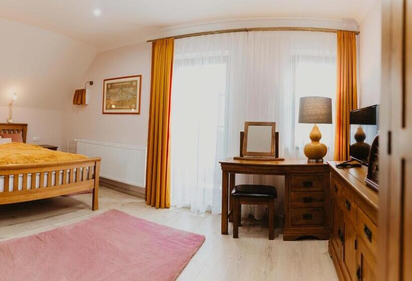 膳宿费 Hrochotský Mlyn